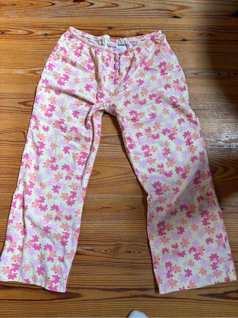 2000s Xhilaration Pink Floral Cream Pajama Pants